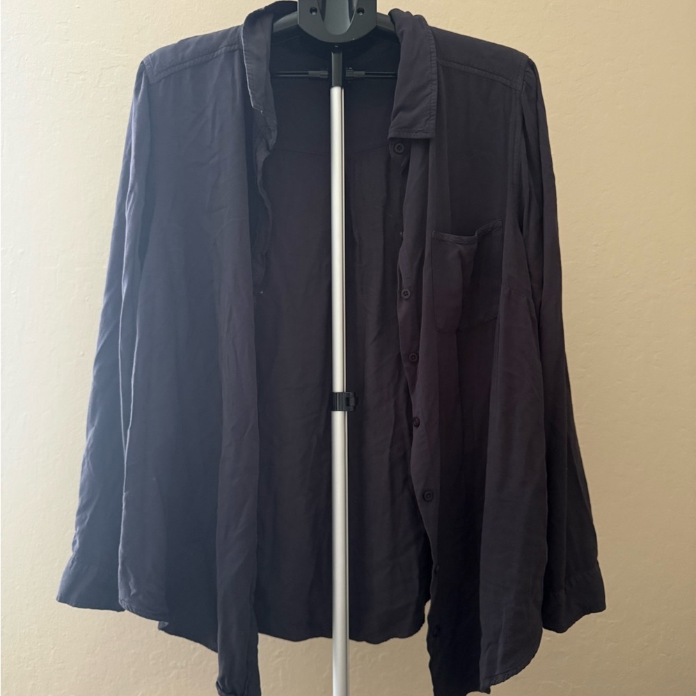 torrid Dark Gray Long-Sleeve Button-Down Shirt - Picture 3 of 7